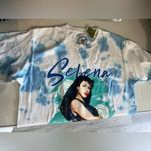 Selena Graphic Tie-Dye Tee - White & Light Blue